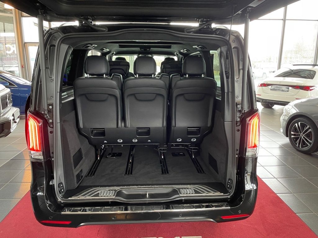 Fahrzeugabbildung Mercedes-Benz V 300 d 4M EXC/L STHZ,360°,Airmatic,Luxuss.,Pano