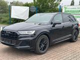 Audi Q7 50 TDI quattro S line 7. Sitzer - Audi Q7 in Bochum
