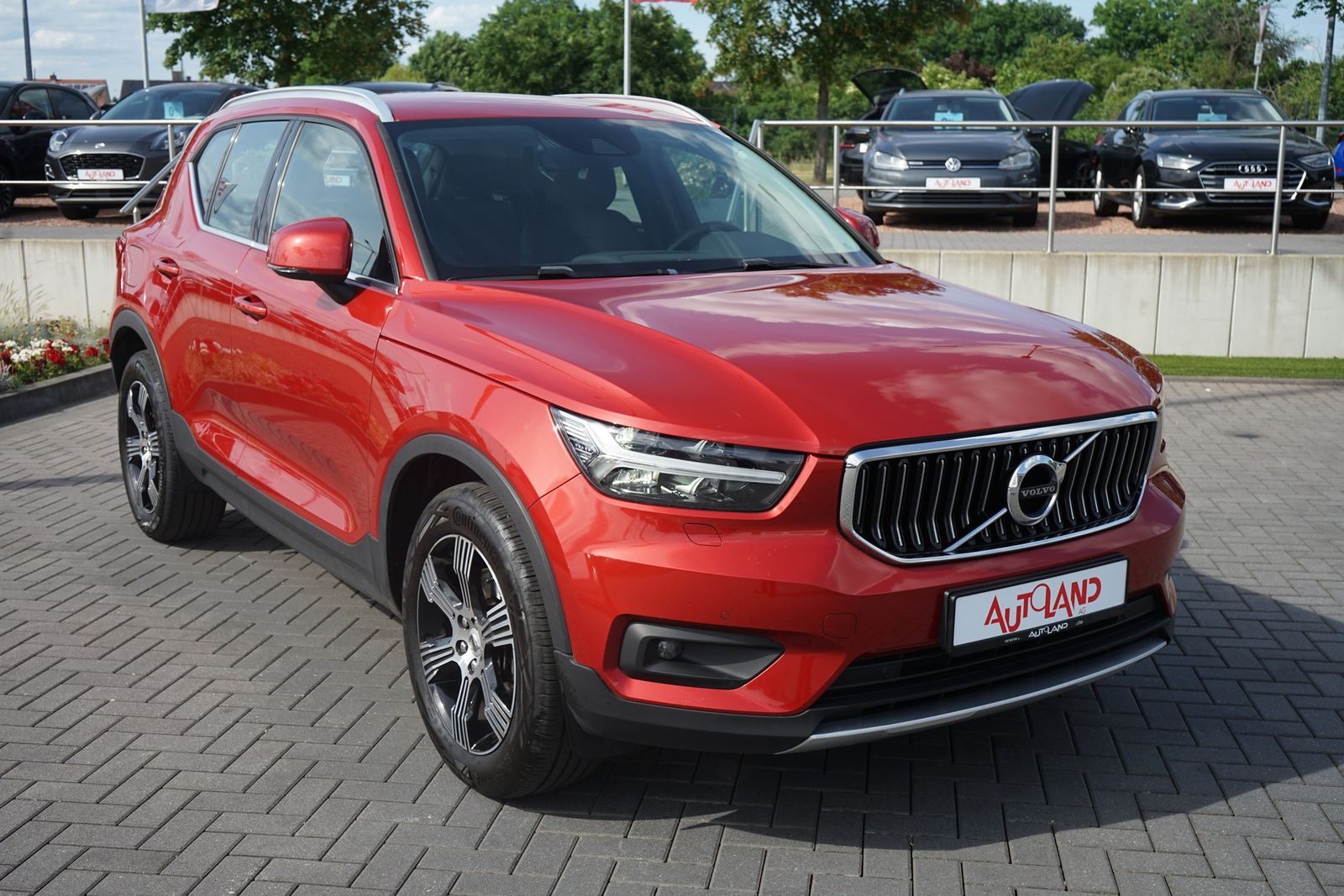 Volvo XC40 2.0 M-Hybrid Inscription AWD foto 4