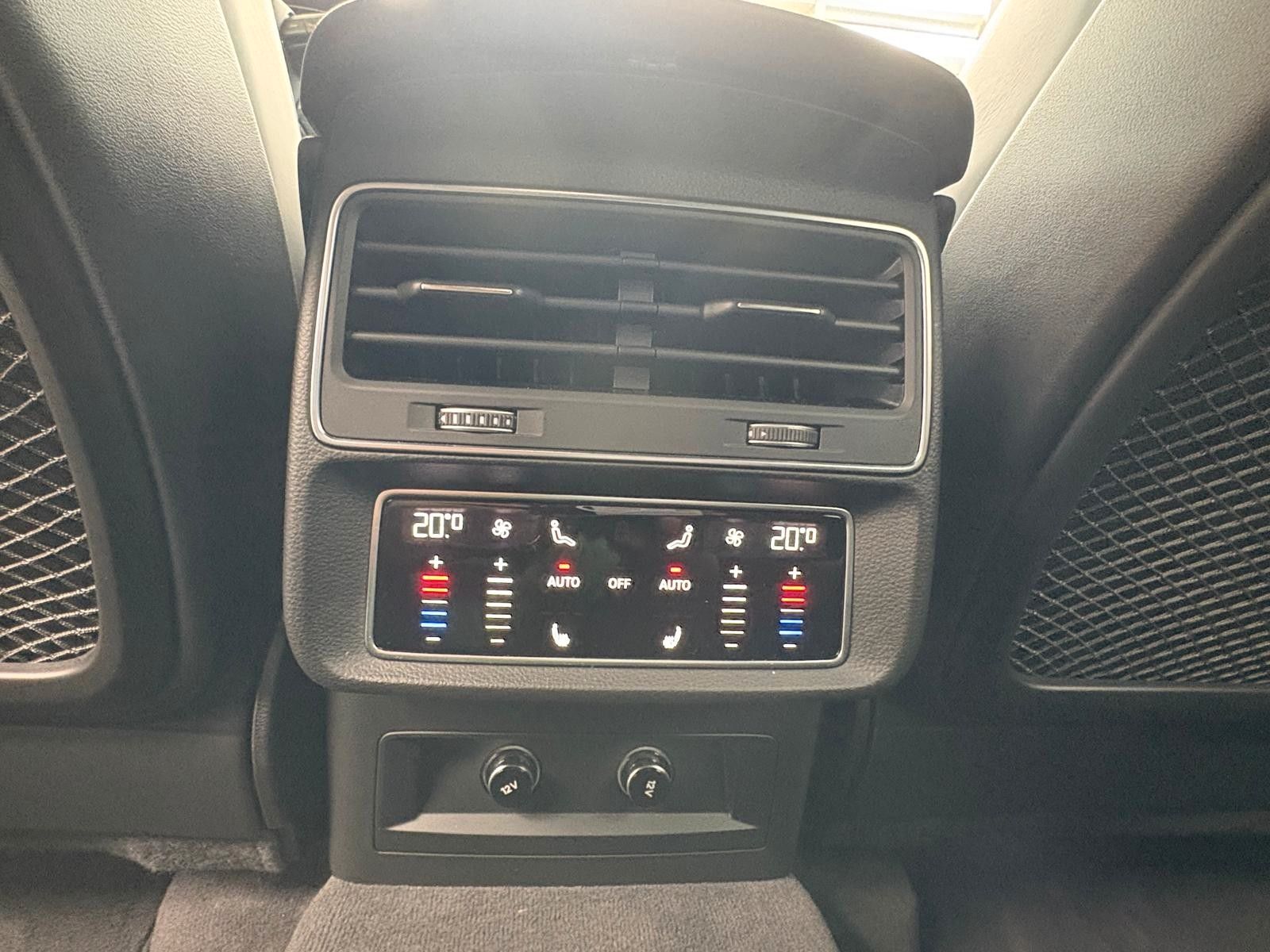 Fahrzeugabbildung Audi RSQ8 keramik*dynamik*massage*stand*23Z*akustik.