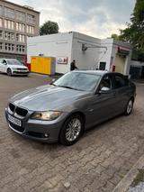 BMW 2010 320d Edition Exclusive - BMW 320: 320d Exclusive Edition