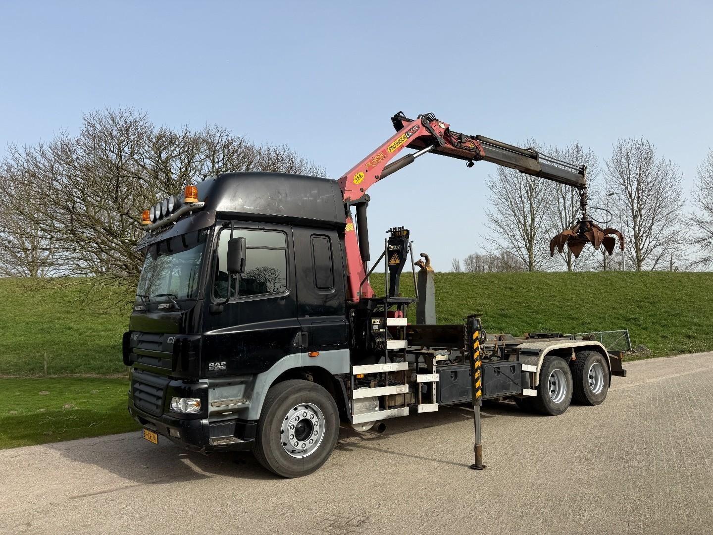 DAF CF 85 430 Manueller Hakenlift Palfinger 15002