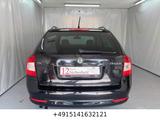 Skoda Octavia Combi Elegance - Skoda Octavia aus 2010: Combi