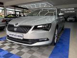 Skoda Superb Combi Ambition / 8-fach bereift / Klima - Skoda Superb Gebrauchtwagen in Bremen
