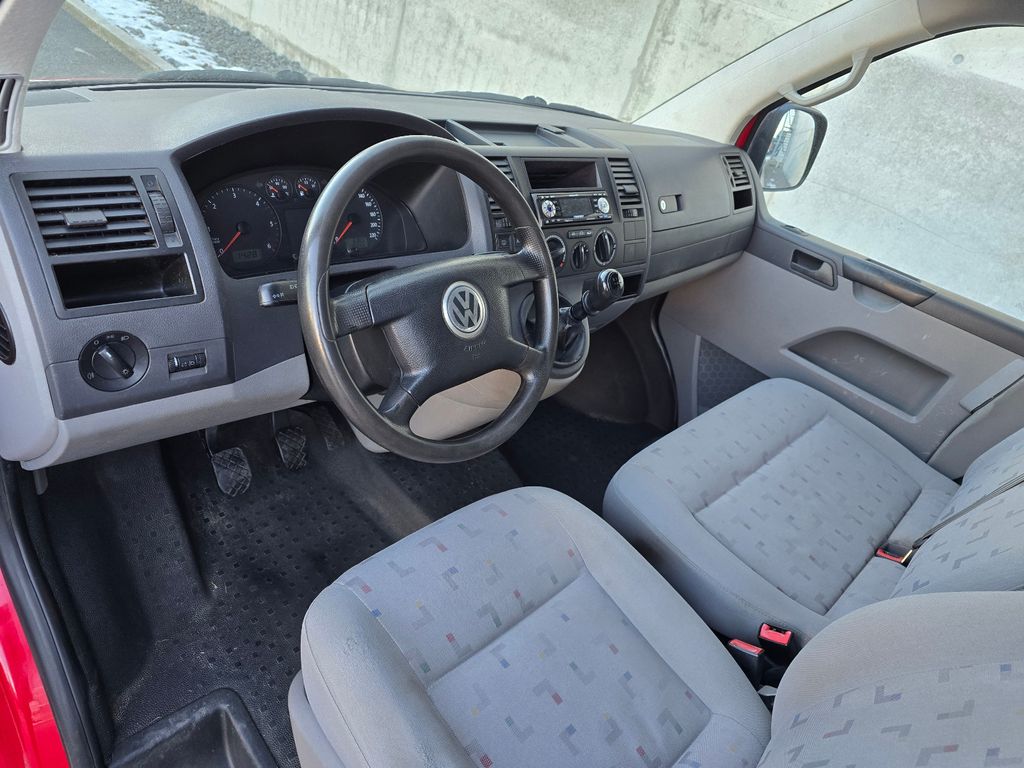 VW T5 Caravelle 9 Sitzer 1.9TDI 105PS AHK HU NEU!! VW T5 Caravelle 9 Sitzer 1.9TDI 105PS AHK HU NEU!!