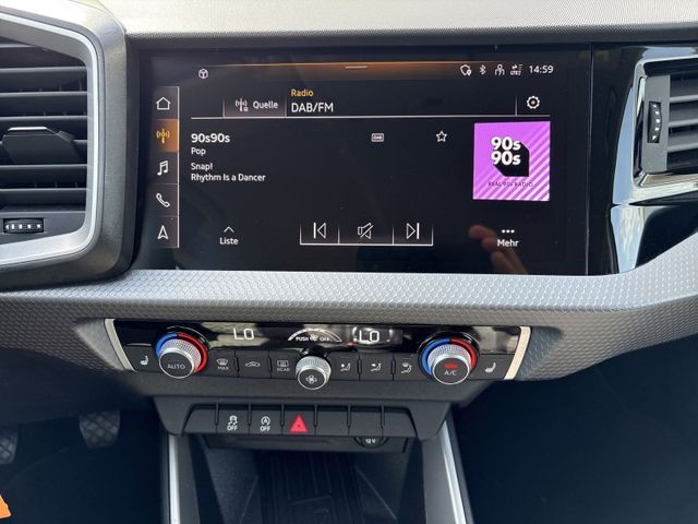 A1 Sportback 30 TFSI ADVANCED DCP+PDC+SMARTPHONE