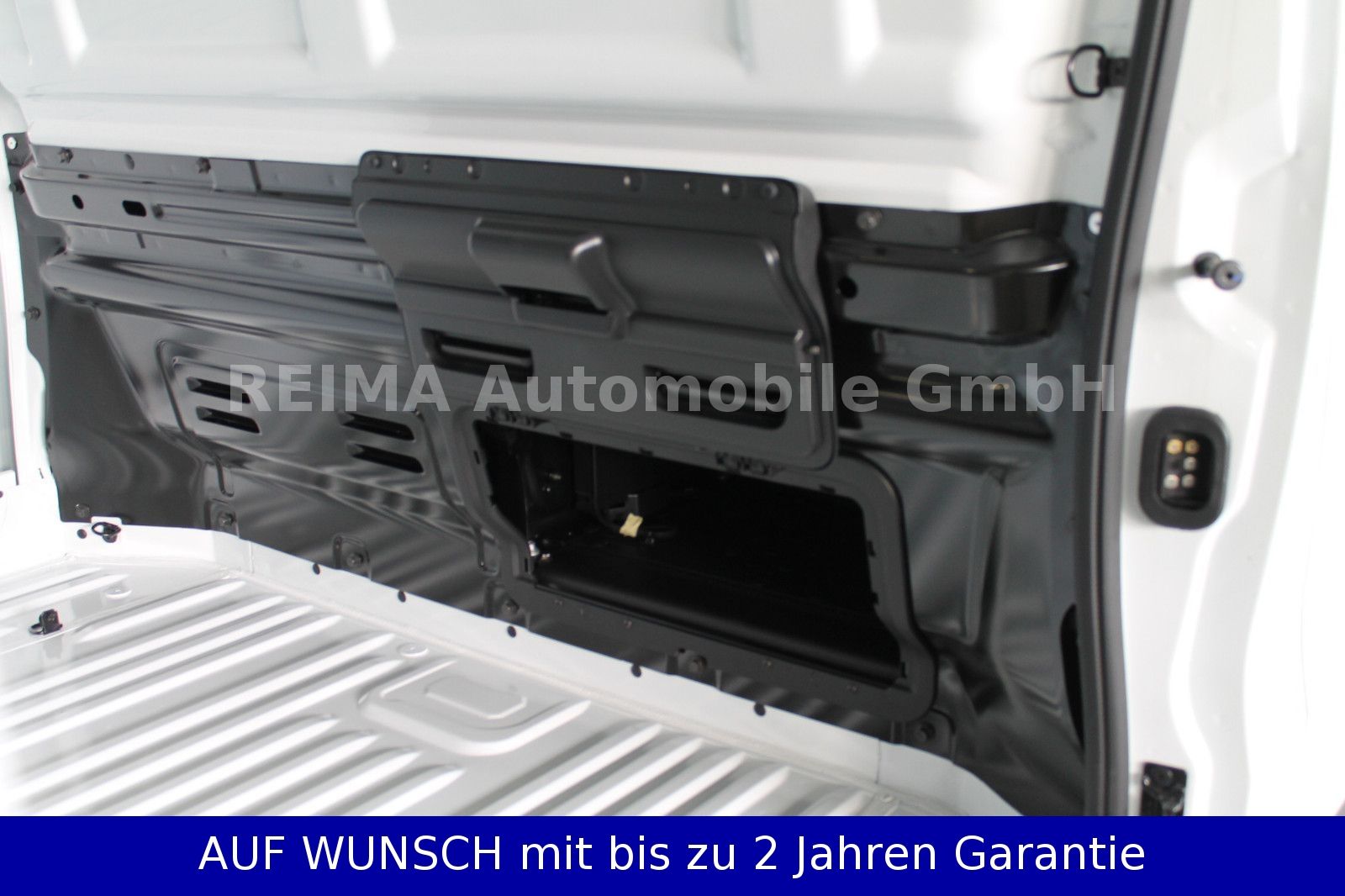 Fahrzeugabbildung Renault Trafic Kasten L2/H1 3,0t, LED, AHK, Kamera,Navi