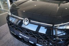 VW T-Roc 1.5 eTSI R-Line | Pano | 20"| NEUES MODELL VW T-Roc 1.5 eTSI R-Line | Pano | 20"| NEUES MODELL