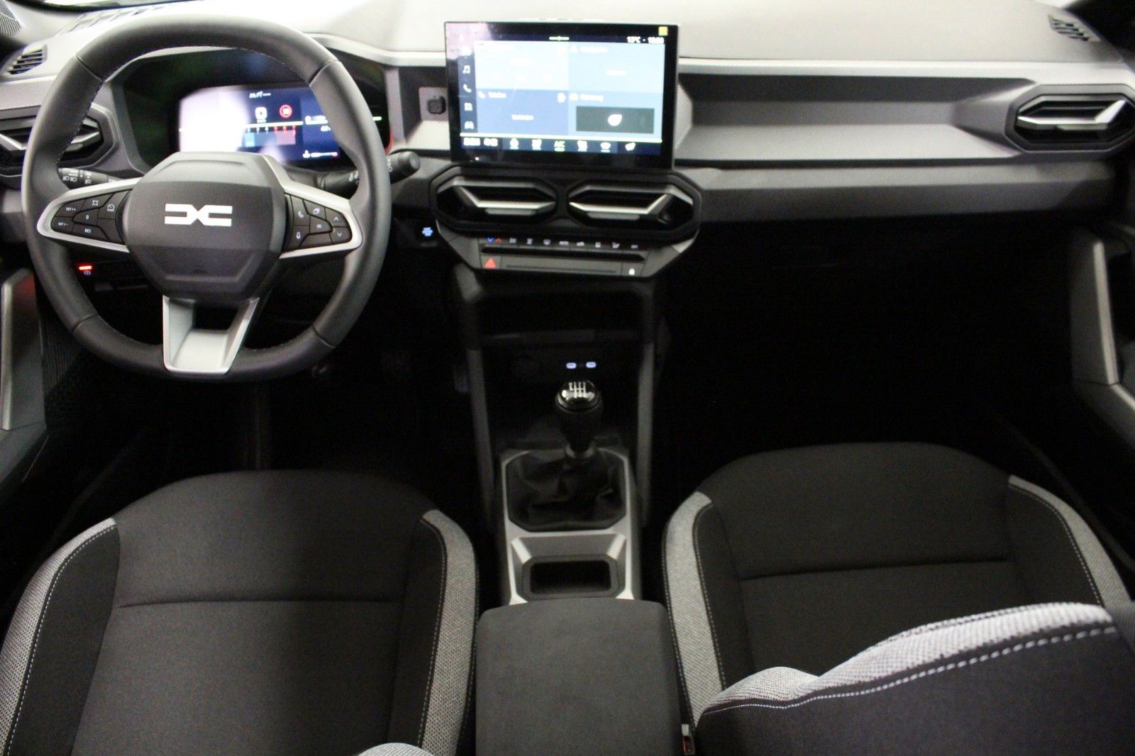 Fahrzeugabbildung Dacia Duster mild hybrid 140 Journey *Winterp.*MY 26