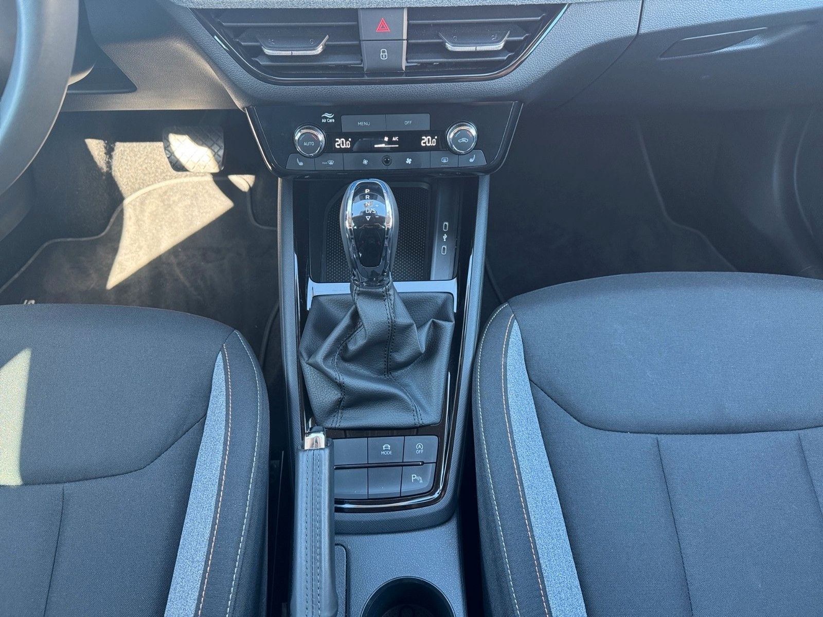 Fahrzeugabbildung SKODA Scala Selection 1.0 TSI