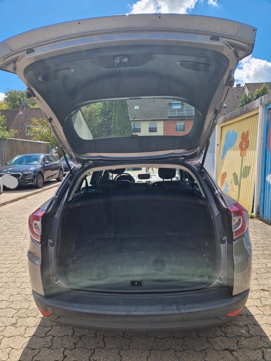 Renault Megane 2011 — photo 5