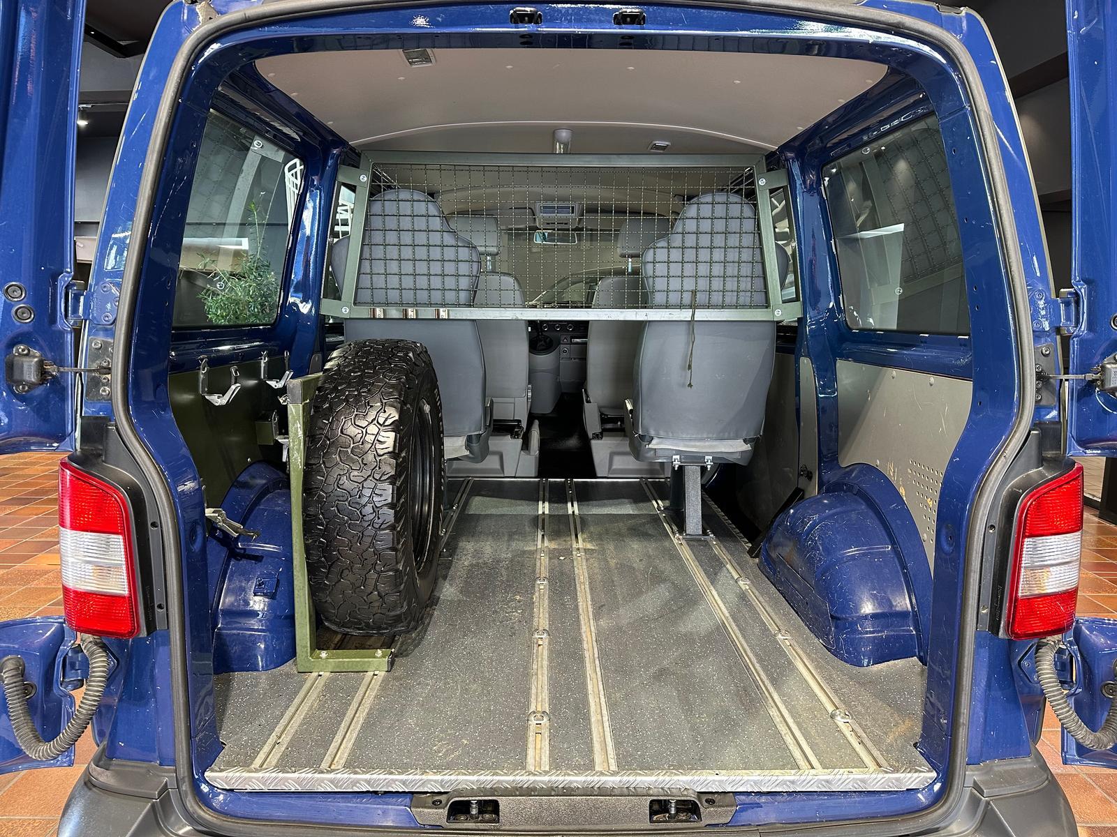 Volkswagen T5 WIDDER 4MOTION ROCKTON SEIKEL BUNDESWEHR OFFR