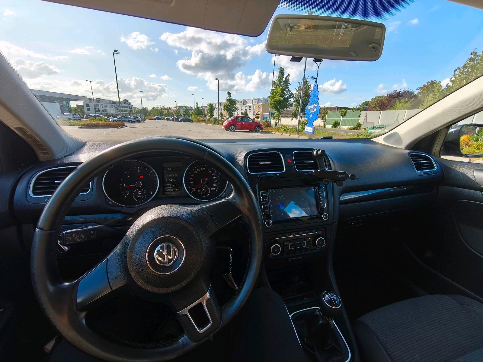 Volkswagen Golf 2011 — photo 15