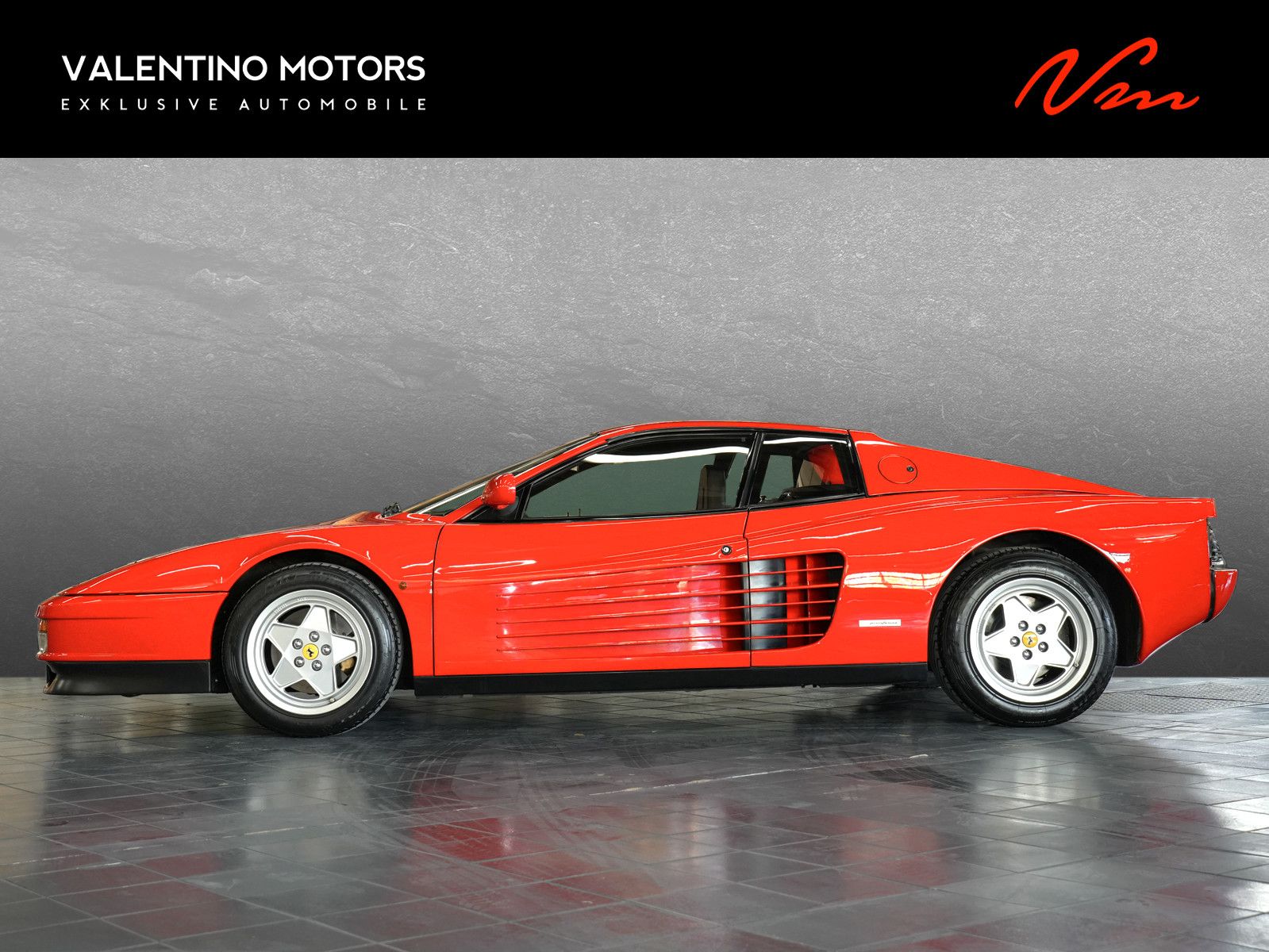 Fahrzeugabbildung Ferrari Testarossa - 38000 Km | im sehr guten Zustand!