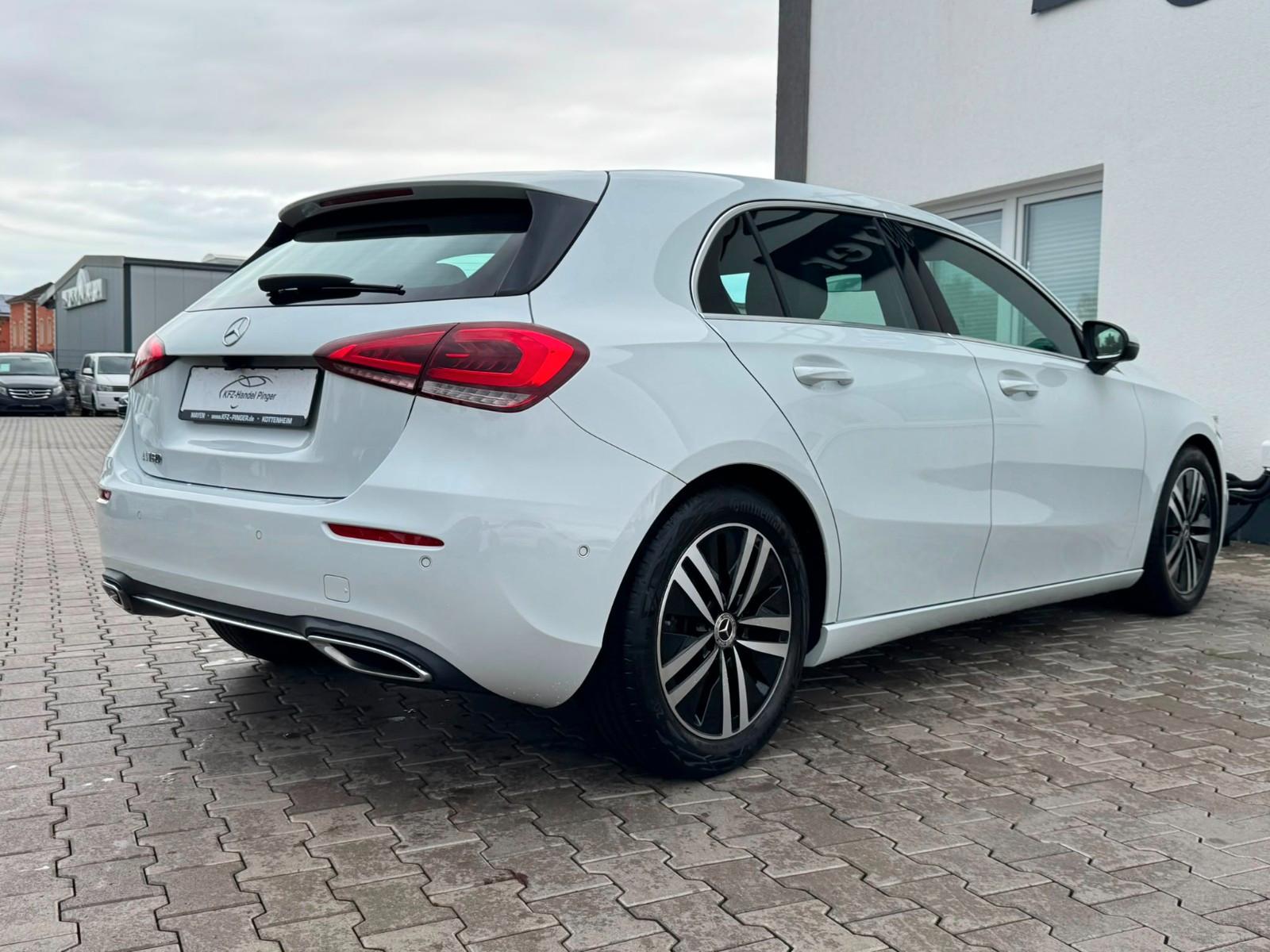 Mercedes-Benz A-Class LED/AMBIENTE/LEDER, миниатюра 6