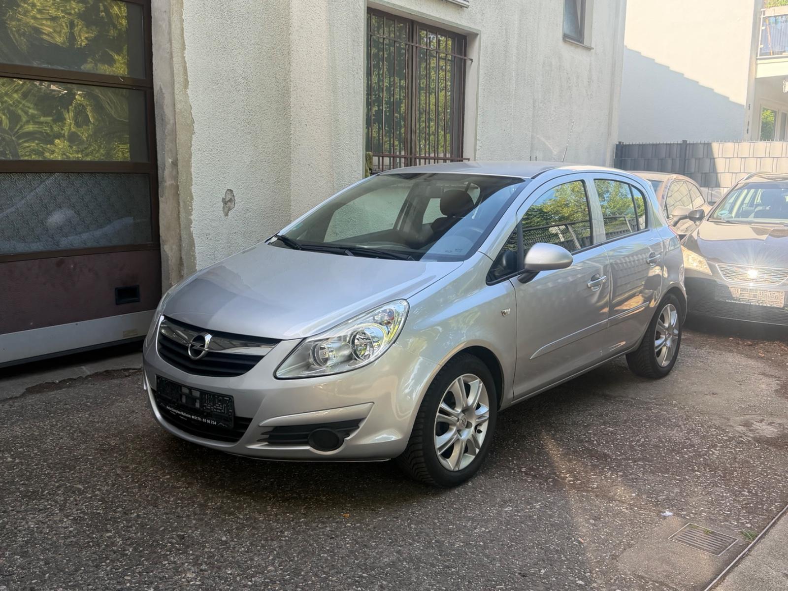 Opel Corsa D Edition Klimaanlage,TÜV-AU Neu