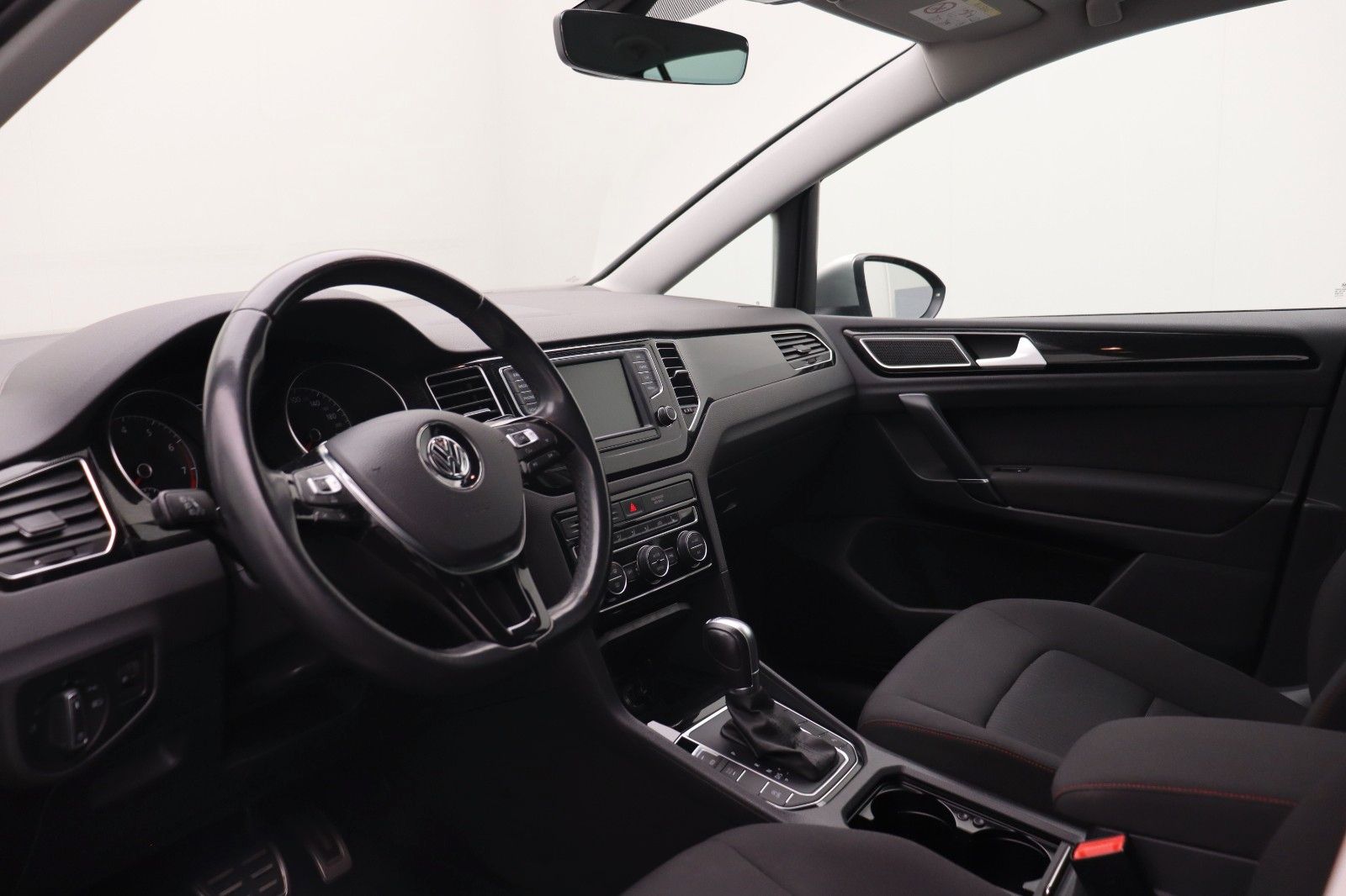 Fahrzeugabbildung Volkswagen Golf VII Sportsvan 1.4 Sound BMT/Start-Stopp