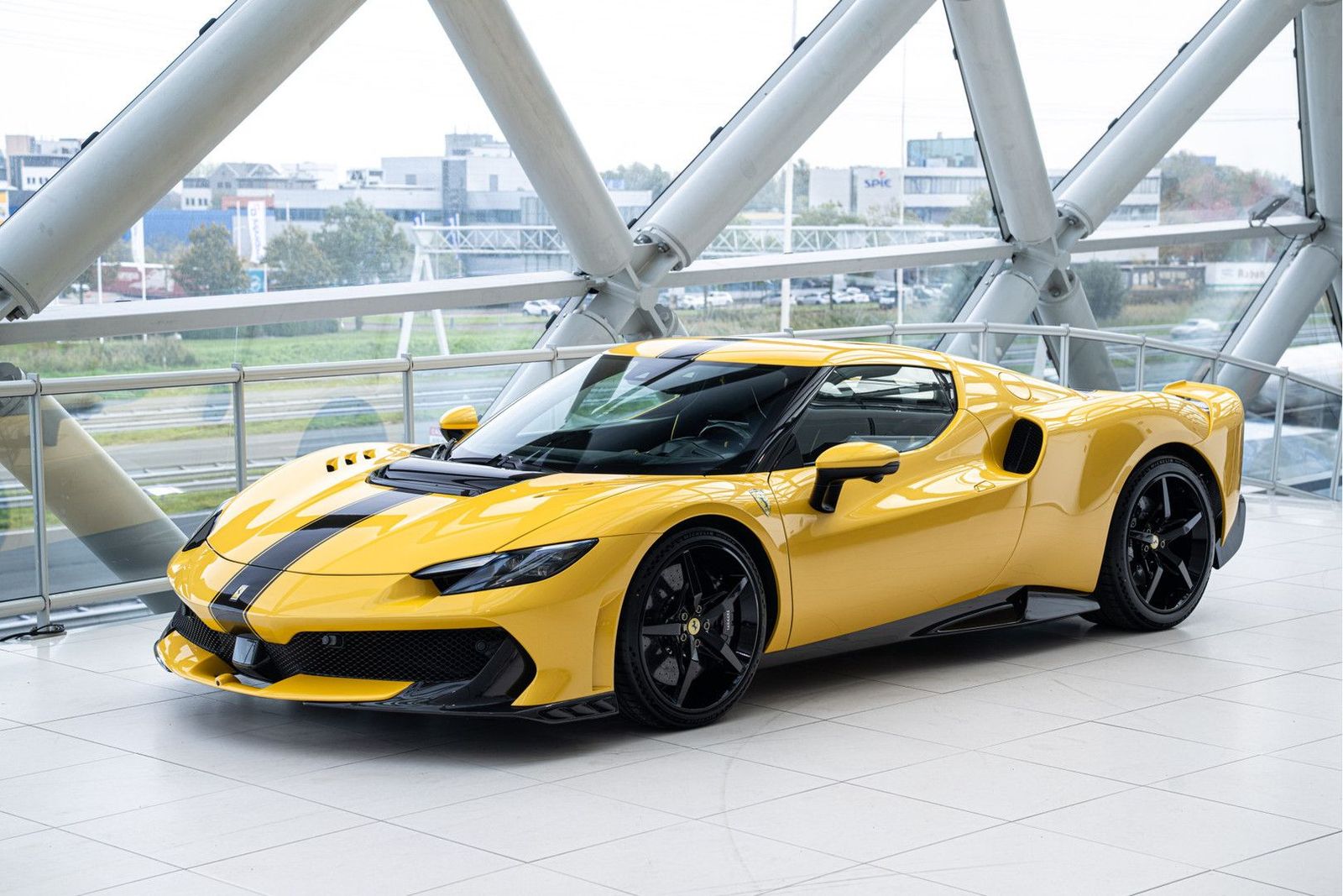 Ferrari 296 Speciale 3.0 V6 | Giallo Triplo Strato | Car imagem 2