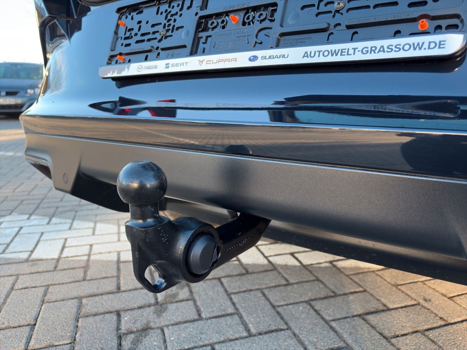 Fahrzeugabbildung CUPRA Formentor 1.5 eTSI DSG AHK/ACC/SHZ/NAVI/RFK