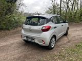 Hyundai i10 1.0 Pure | Sleek Silver | HU neu!!! - Hyundai i10: Pure