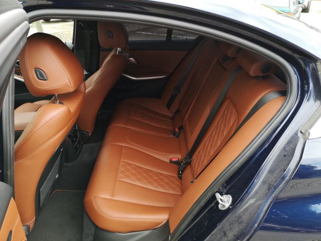 BMW 320 Luxury Line, 2022 — 14