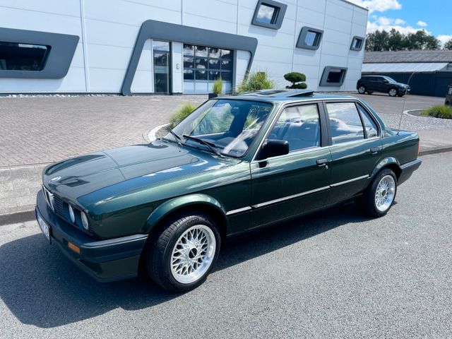 BMW 320i - Oldtimer E30