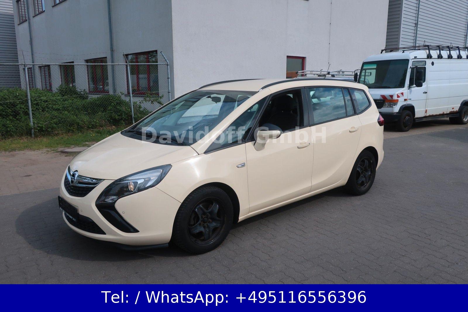 Opel Zafira, 2015
