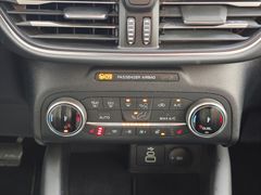 FORD Kuga PHEV Vignale 225 PS #AHK #LEDER #B&O FORD Kuga PHEV Vignale 225 PS #AHK #LEDER #B&O