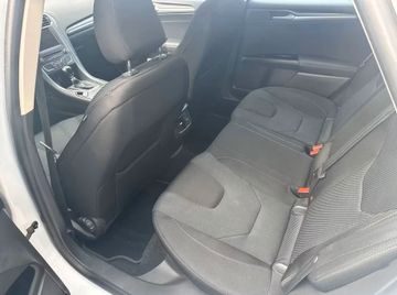 Ford Mondeo - 12