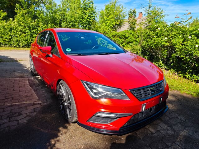 SEAT Leon FR 1.8 TSI 132kW *QI Charging* *FullLink* 