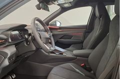 Fahrzeugabbildung Cupra Terramar 1.5 eTSI DSG Navi Matrix SiHz PDC RFK