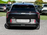 Kia EV4 81,4 kWh Earth Sound Tech Upgrade DriveWise - Kia: Allradantrieb