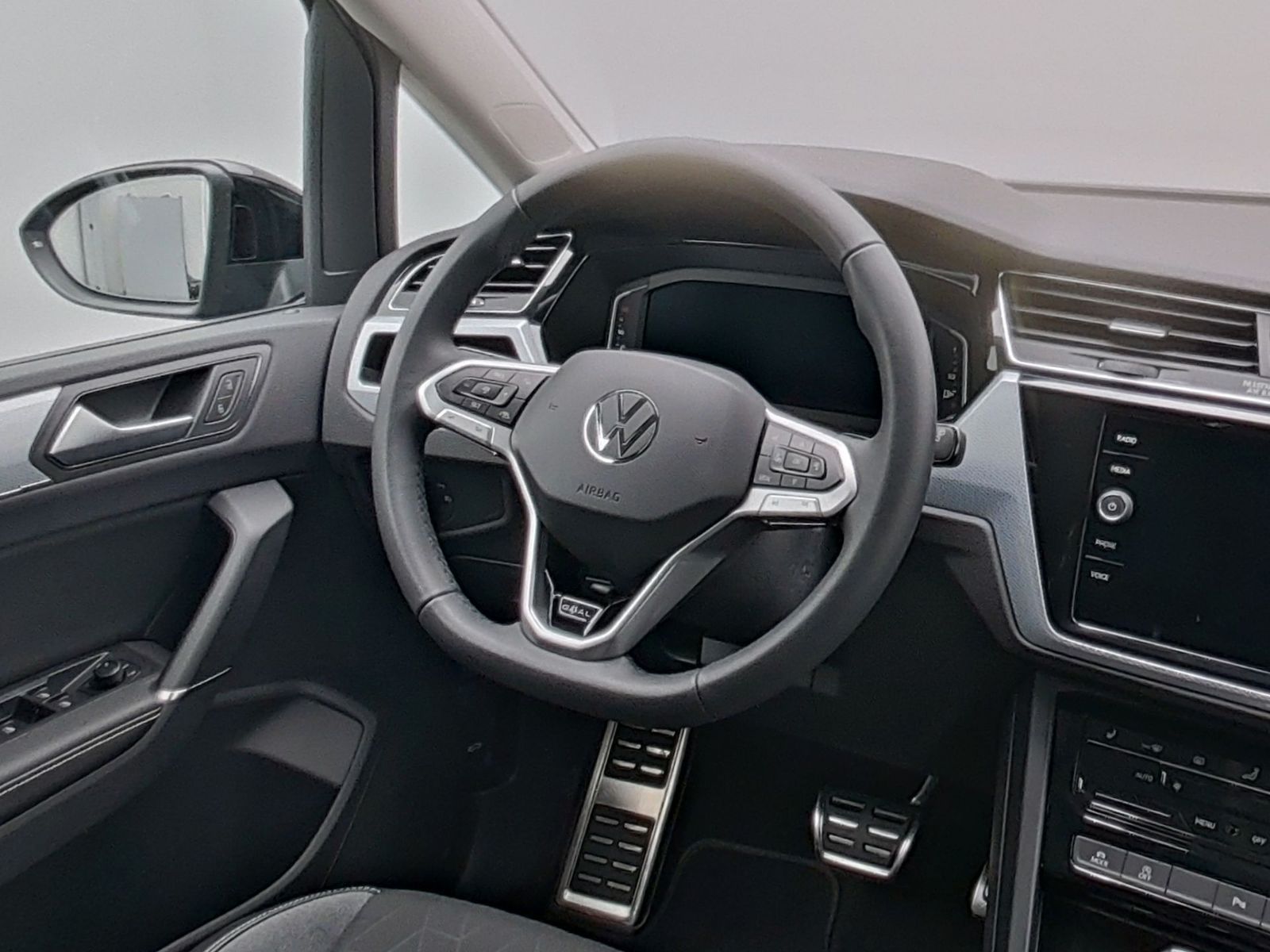 Volkswagen Touran - Bild 13