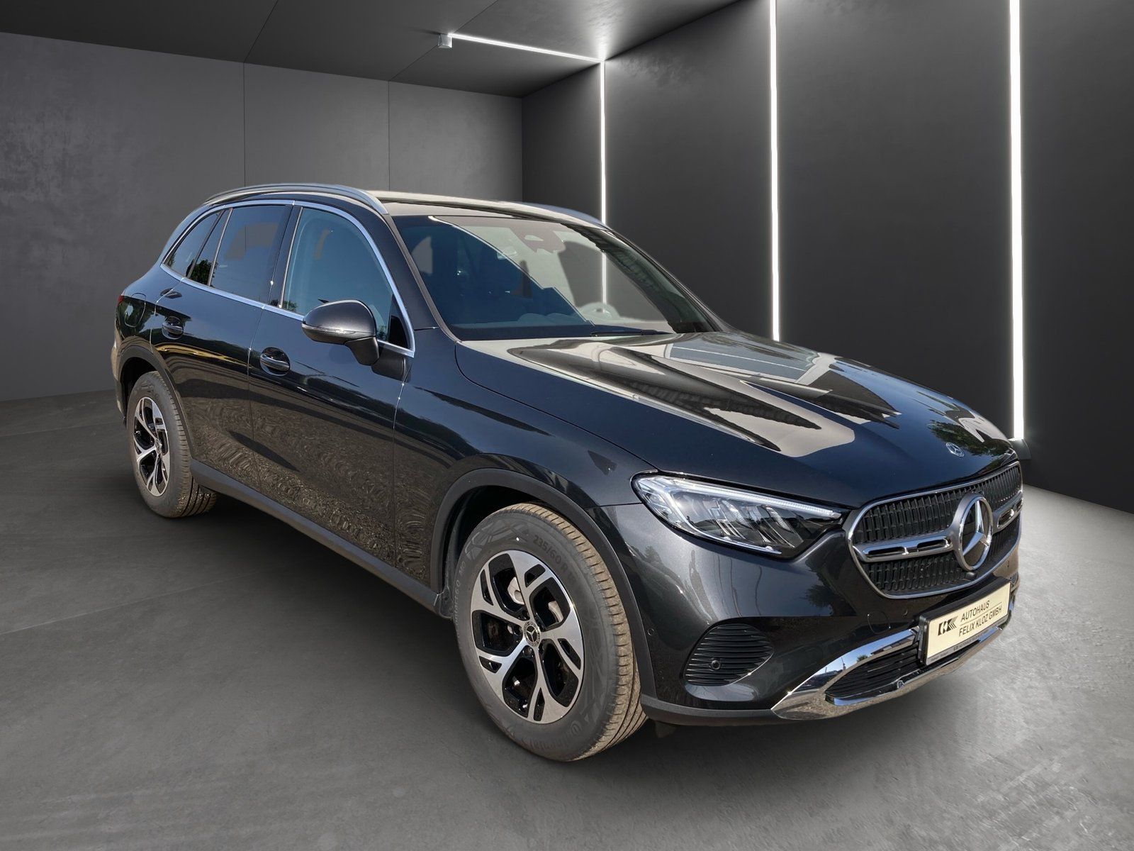 Fahrzeugabbildung Mercedes-Benz GLC 200 4M*AHK*Pano*Totwink*Memory*LED*Kamera*