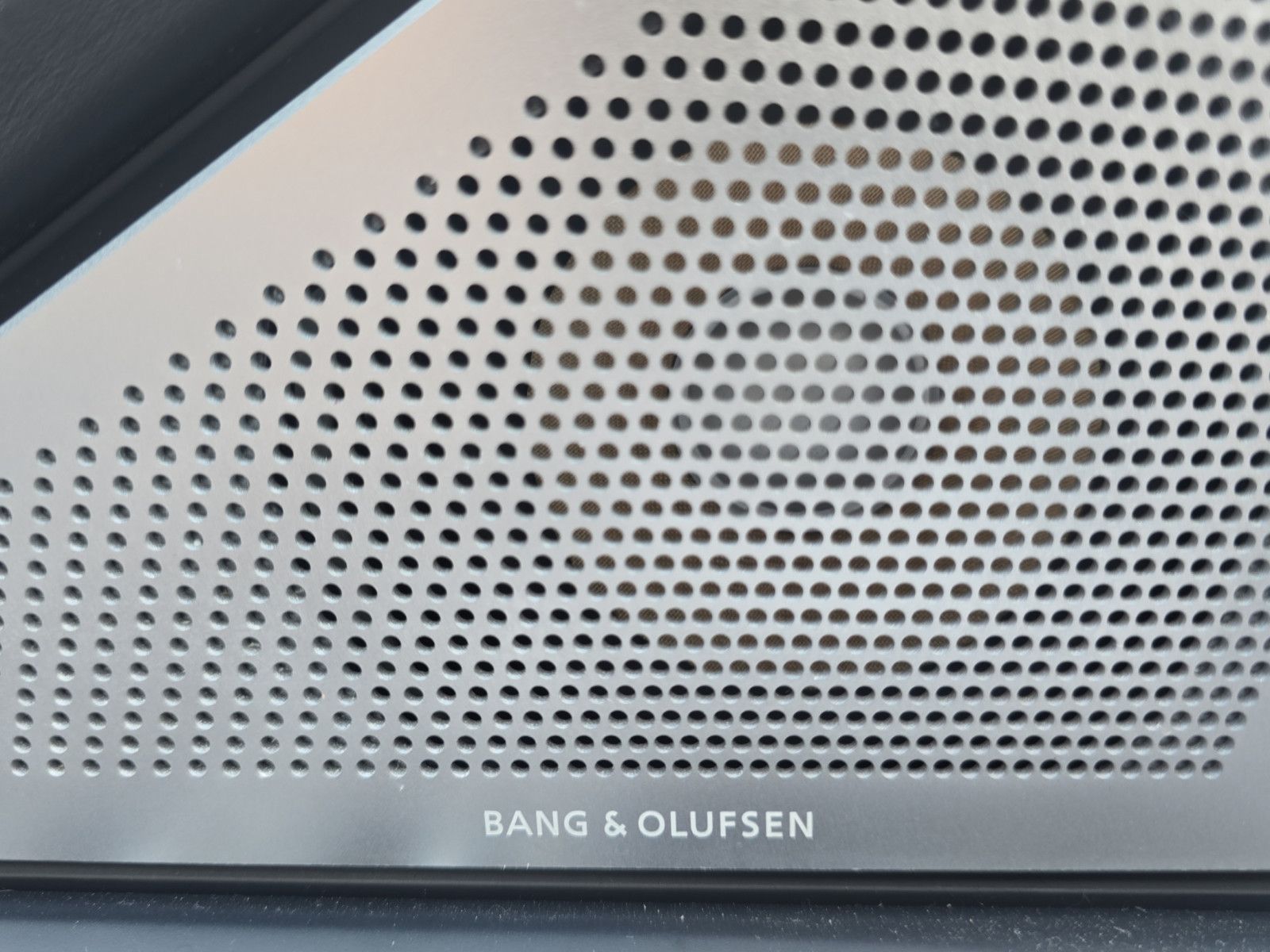 Fahrzeugabbildung BMW 650i Cabrio M-PAKETT,B&O,360,SOFT CLOSE,MASSAGE