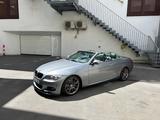 BMW 330i Cabrio - BMW Scheckheftgepflegt  - BMW 330 mit Benzin-Antrieb: Cabrio