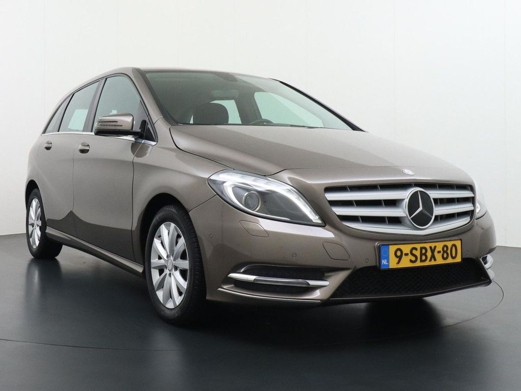 Mercedes-Benz B 180 Ambition