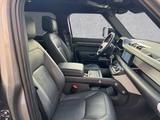 Land Rover Defender 110 D250 HSE 7-Sitzer e.AHK - gebrauchte Land Rover Defender aus dem Jahr 2021