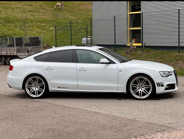 AUDI Audi a5 3.0 Motor