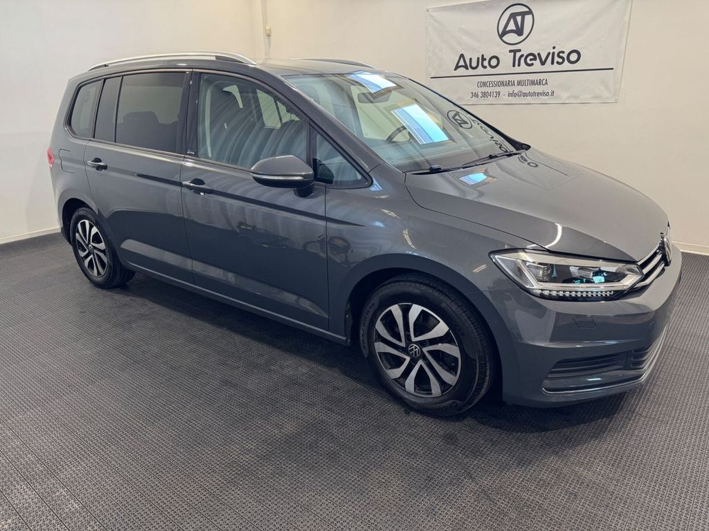 Image of Volkswagen Touran