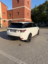 Land Rover Range Rover Sport 3.0 SDV6 SE SE - Land Rover Range Rover Sport Se mit Diesel-Antrieb