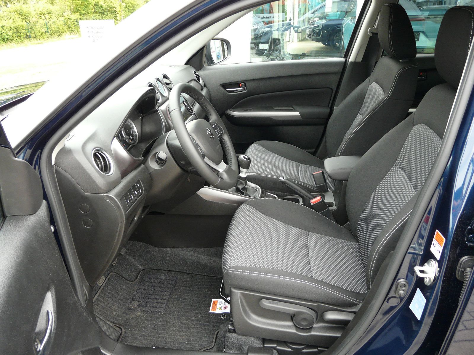 Fahrzeugabbildung Suzuki 1.4 BOOSTERJET Hybrid Comfort Shinkai