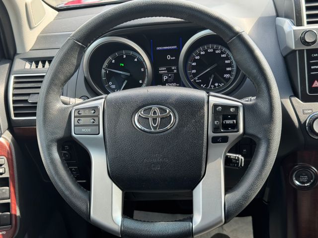 Toyota Land Cruiser  Executive