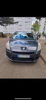 Peugeot 5008 - Peugeot 5008 mit Diesel-Antrieb: Limousine