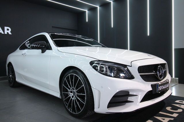 MERCEDES-BENZ MERCEDES CLASSE C 300 COUPÈ AMG LINE PREMIUM