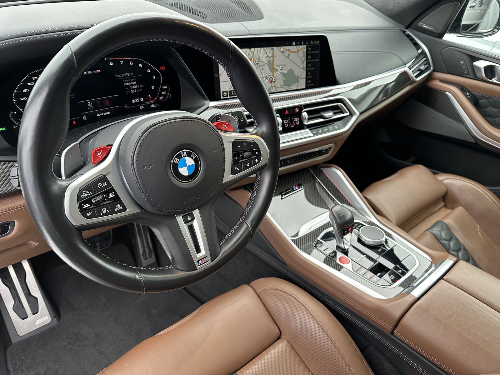 Fahrzeugabbildung BMW X5 M Competition NAV+LASER+PANO+AHK+360°+21/22ZO