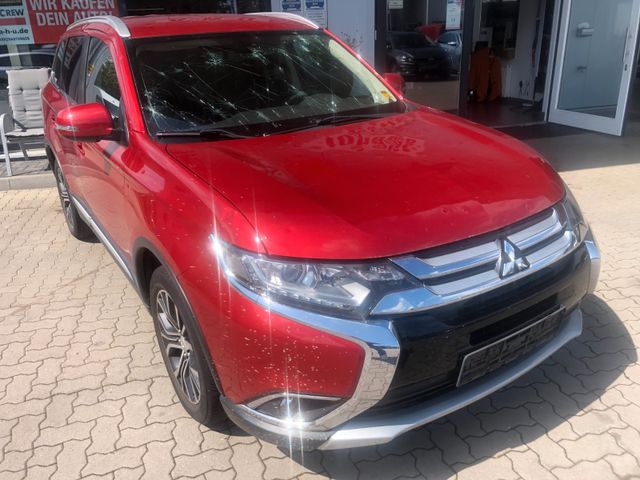 Mitsubishi Outlander Edition 100 2WD Hagelschaden