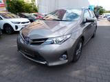 Toyota Auris  Sports Touring Hybrid 1,8 - Toyota: Sport