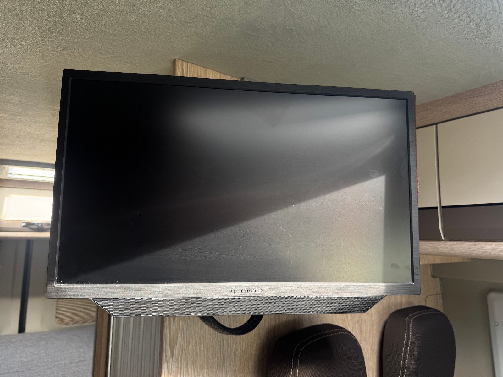 Pössl SUMMIT 600 PLUS SOLAR TV LTE AHK NAVI KAMERA LED