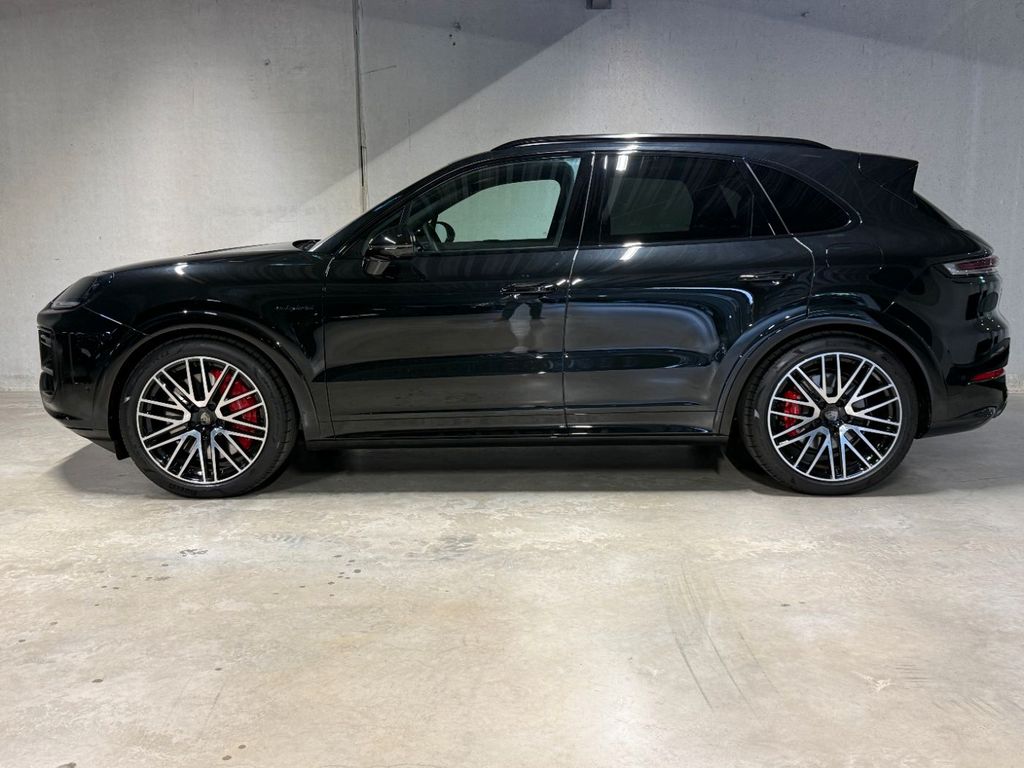 Porsche Cayenne — fotografia 2